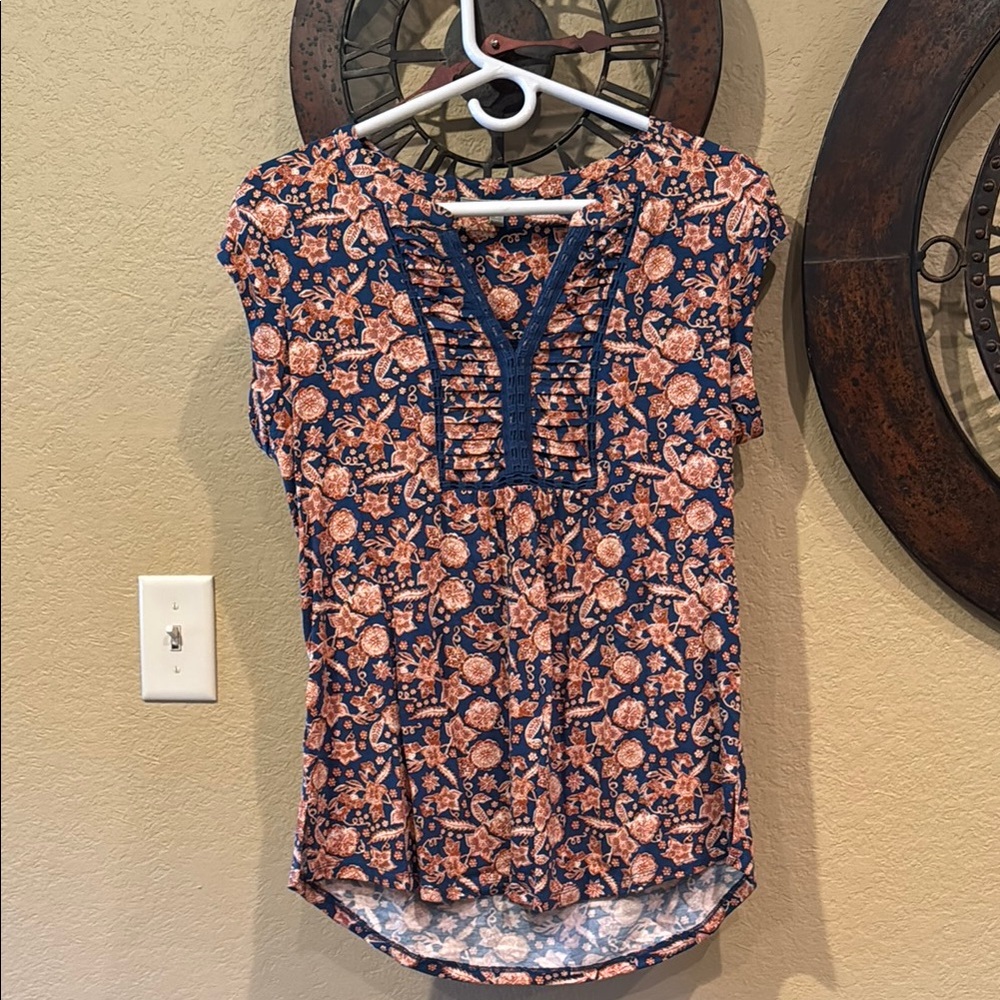 Floral Navy and Peach/Coral Women's Top